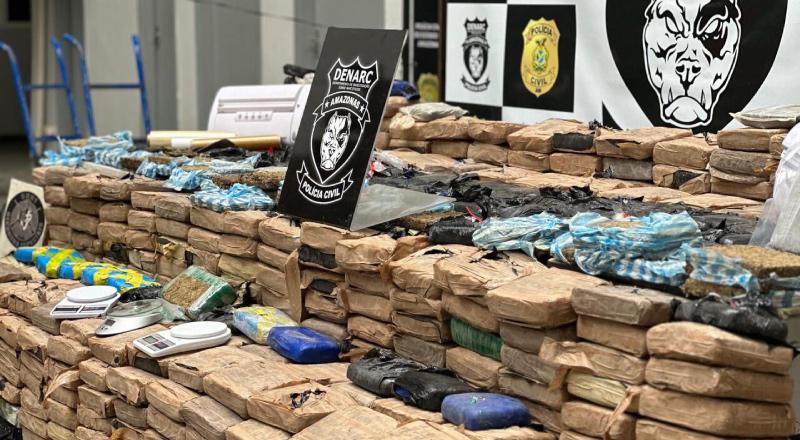 Drogas avaliadas em R$ 195 milhões são queimadas em operação no Amazonas