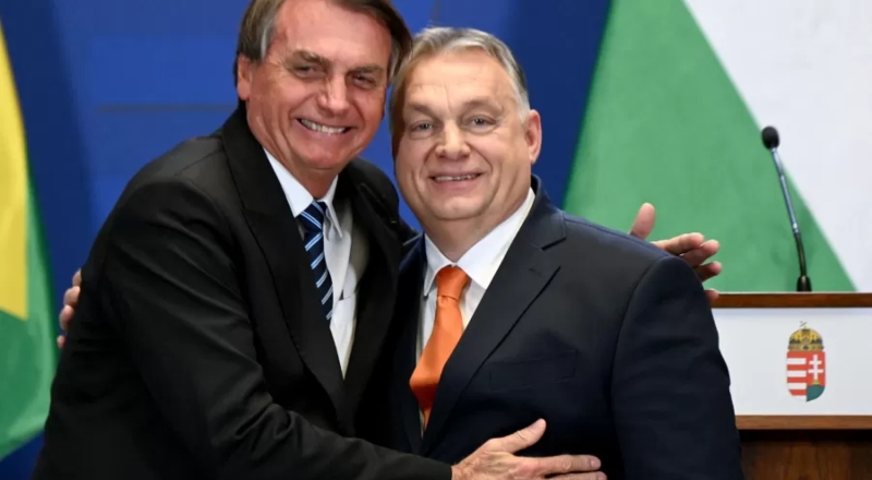 Primeiro-ministro da Hungria defende Bolsonaro: ‘Continue lutando’