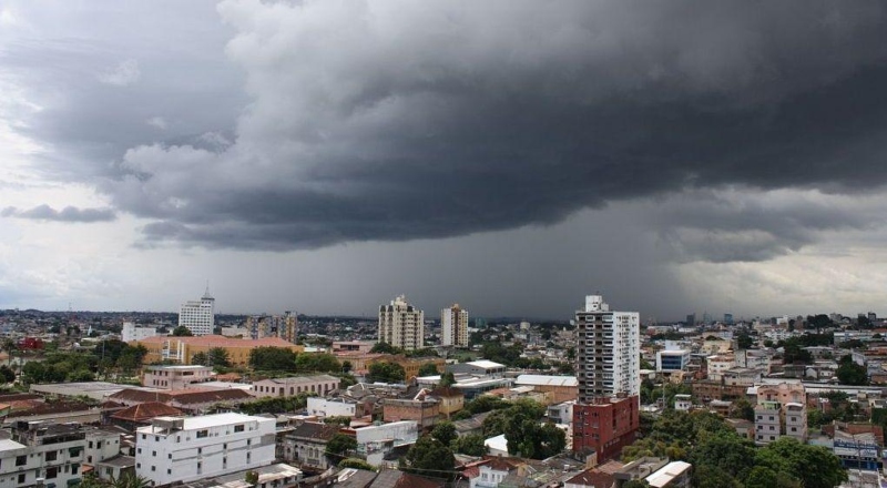 Trovões, raios e calor de 34°C: Manaus enfrenta clima instável nesta terça-feira (22)