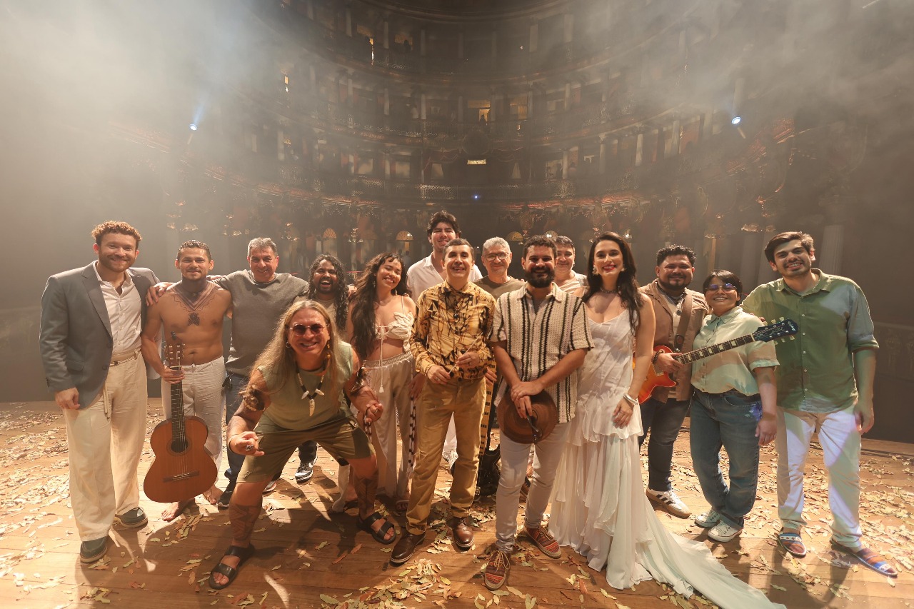 Espetáculo ‘Amassunu’ encanta plateia no Teatro Amazonas durante a Série Encontro das Águas