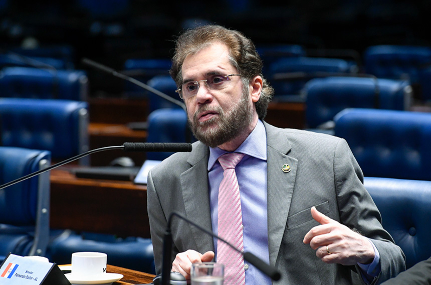 Senador Plínio Valério reforça pedido de impeachment de ministros do STF; veja vídeo