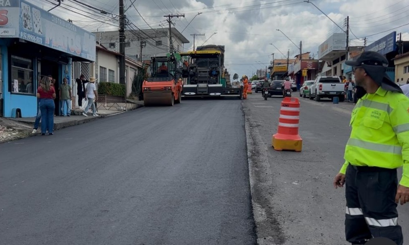 Prefeitura inicia recapeamento de 67 ruas na zona Norte de Manaus; veja vídeo