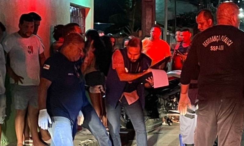 Urgente: homem é executado com mais de 20 tiros em Manaus; veja vídeo