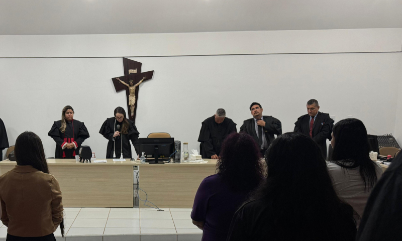 Homem que assassinou ex-companheira e tentou matar enteado é condenado a 30 anos de prisão no AM