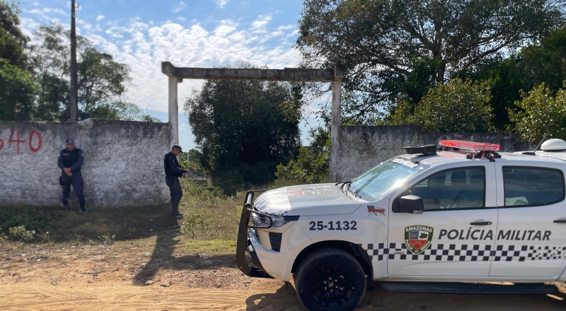 Facção mata homem e deixa bilhete misterioso ao lado do corpo no ramal do Caveira, em Manaus; veja