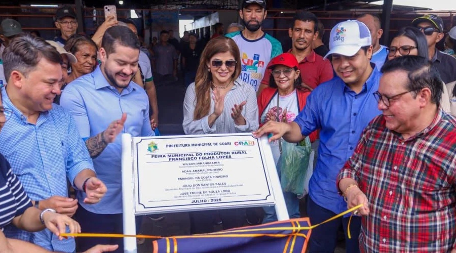 Adail Pinheiro lidera maratona de entregas no aniversário de Coari