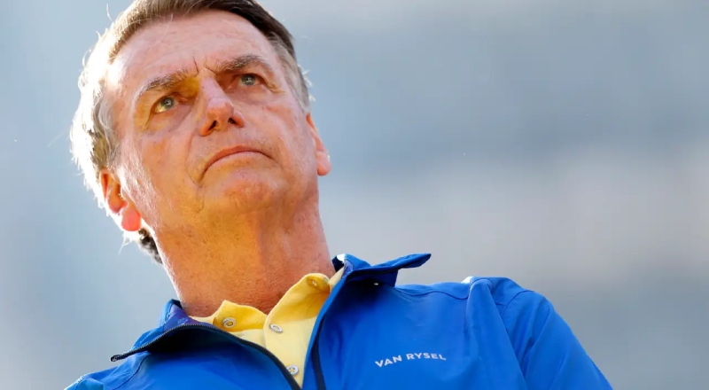 Urgente: Moraes determina prisão domiciliar de Jair Bolsonaro