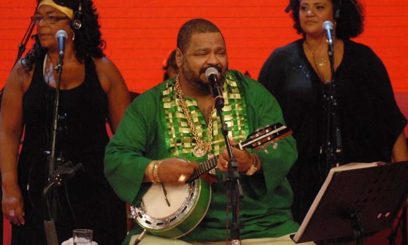 Urgente: morre cantor Arlindo Cruz aos 66 anos
