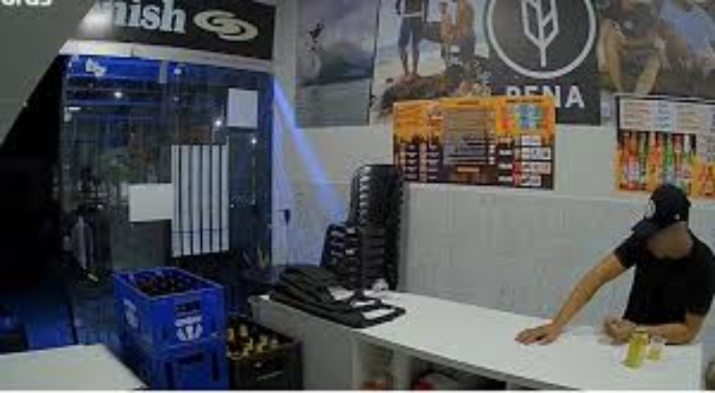 Execução a sangue frio: após discussão, homem volta armado e mata vítima com tiro na testa; veja vídeo