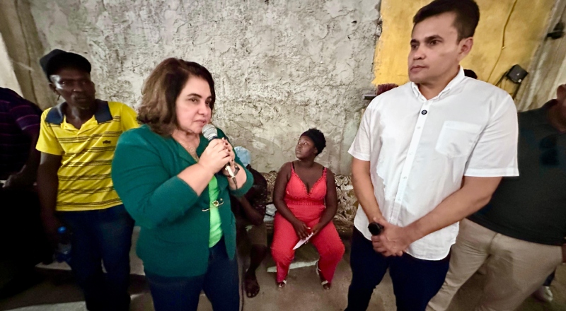 Oportunismo político: Maria do Carmo e Coronel Rosses incentivam a venda de alimentos estragados no Centro de Manaus dando apoio jurídico a ambulantes ilegais