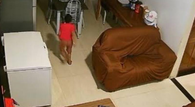 ‘Dia dos Pais, sem pai’: menino de 4 anos se desespera ao ver o pai sendo executado na frente dele; veja vídeo