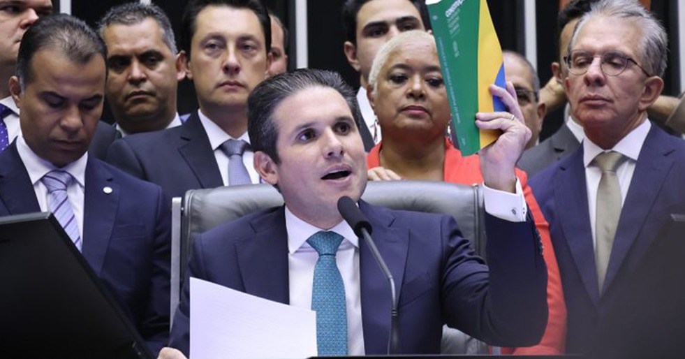 Motta reúne-se na terça com líderes para definir pauta de votações