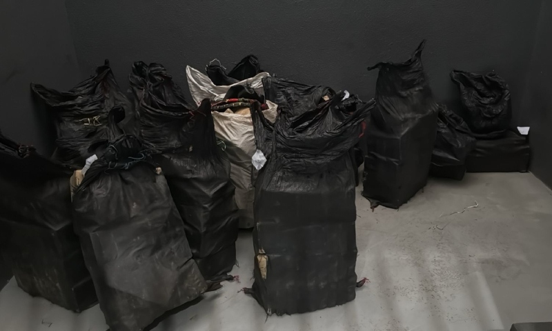 Homem é preso com 700 kg de cocaína avaliados em mais de R$ 40 milhões em Manaus