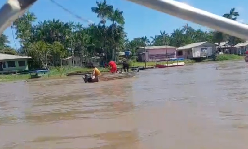 Bombeiros encontram corpo de criança que foi jogada no rio após briga de casal na Foz do Amazonas
