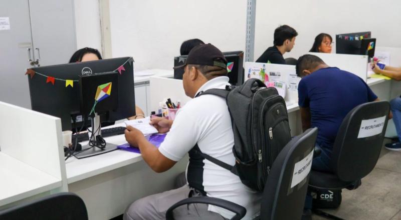 De estagiário de arquitetura a gerente: 286 vagas de emprego estão disponíveis no AM nesta terça-feira (12); confira