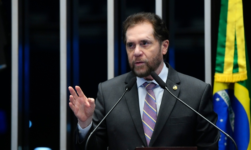 Protegido e sem taxas: Senador Plínio Valério blinda o PIX de impostos em PEC que amplia autonomia do Banco Central