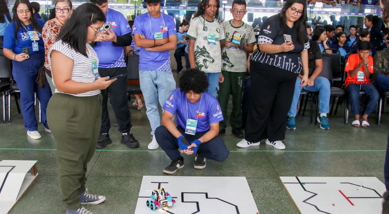 Escola municipal Etelvina Pereira Braga da prefeitura é campeã da Olimpíada Brasileira de Robótica