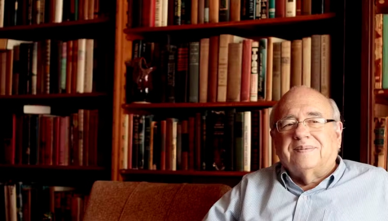 Escritor Luis Fernando Verissimo é internado em UTI de Porto Alegre