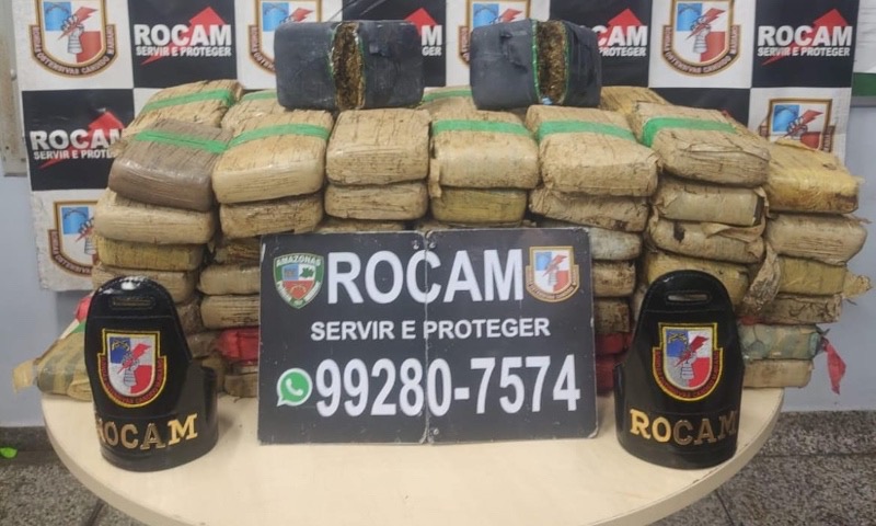 Mais de 100 tabletes de maconha são apreendidos em balneário no Tarumã