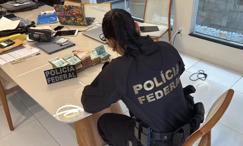 Polícia Federal investiga desvio de R$ 50 milhões do FUNDEB