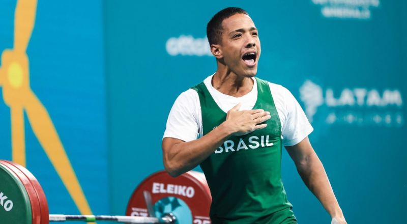 Paratleta amazonense conquista medalha de prata na Copa do Mundo de Halterofilismo