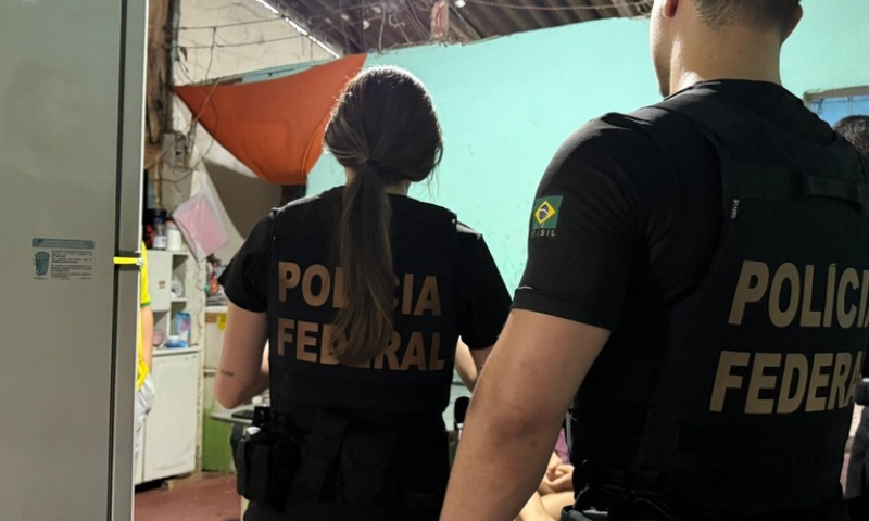 Funcionário de escolinha de futebol é preso pela PF por compartilhar vídeos de abusos em Manaus