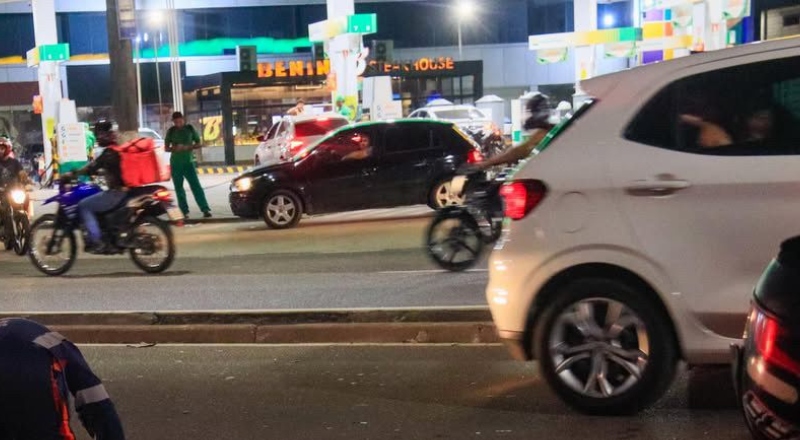 Urgente: homem morre atropelado ao atravessar a Avenida Torquato Tapajós; veja