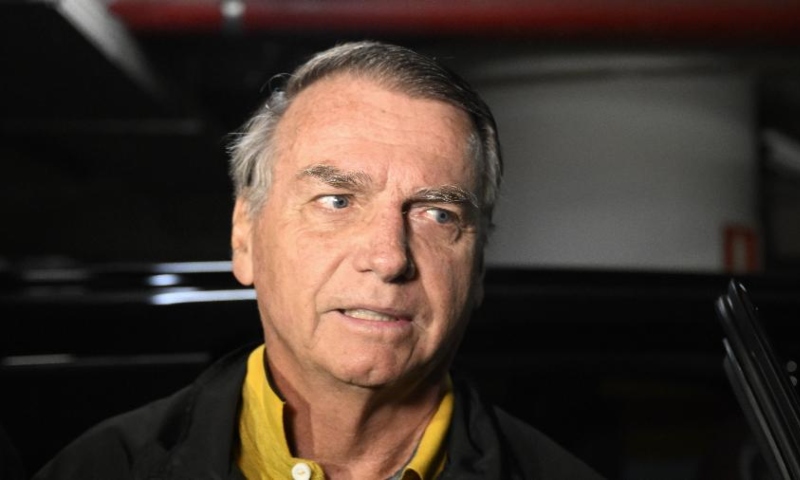 Polícia Federal prepara cela especial para eventual prisão de Bolsonaro