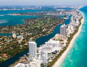 PCC lava dinheiro com imóveis e empresas na Flórida, diz investigação do FBI