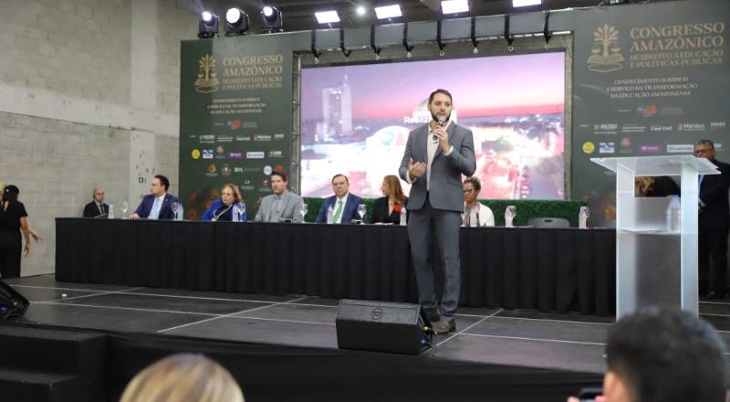 Prefeitura de Manaus marca presença no 1º Congresso Amazônico de Direito à Educação e Políticas Públicas