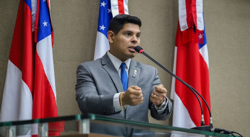 “É muito doloroso para uma mãe ter que implorar!”: Deputado Mário César Filho denuncia escolas que rejeitam crianças autistas