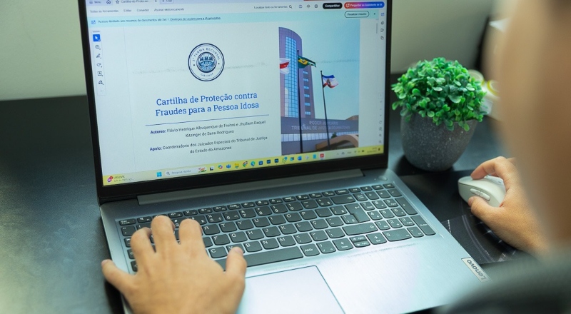 TJAM divulga cartilha que orienta população idosa a se proteger de golpes digitais