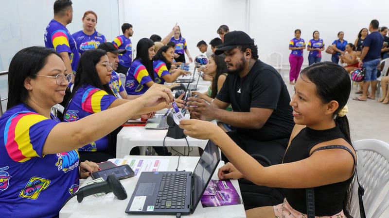 Prefeitura inicia troca de pulseiras para o ‘#SouManaus Passo a Paço 2025’; confira os locais