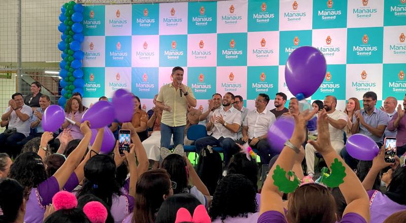 Prefeito David Almeida inaugura Centro de Educação Infantil no bairro Cidade de Deus