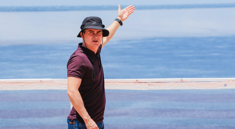 Prefeito David Almeida acompanha avanços das obras do Parque Encontro das Águas