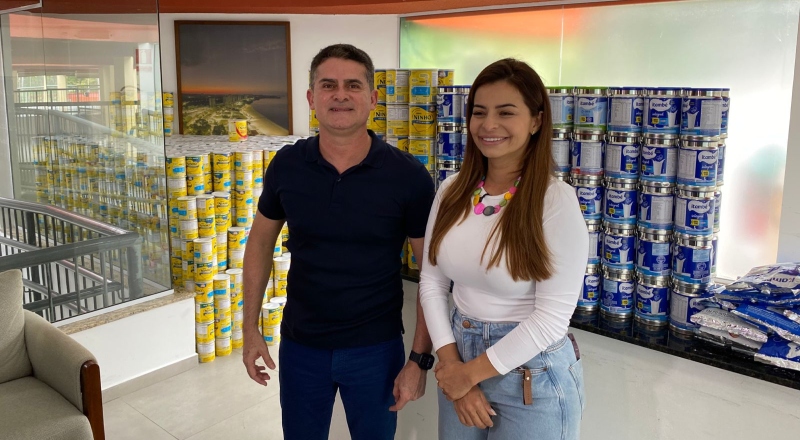 Prefeito David Almeida comemora sucesso da Corrida Sou Manaus e ação solidária com leite