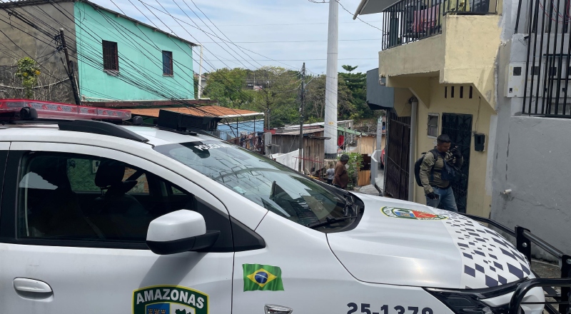 Corpo de homem é encontrado sem cabeça em igarapé de Manaus; veja vídeo