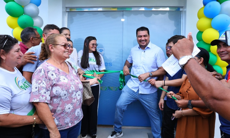 Prefeito Thomé Neto inaugura primeira Escola Municipal de Tempo Integral em Autazes; veja