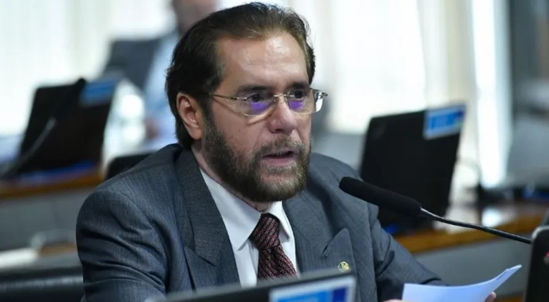 Plínio Valério acusa governo Lula de querer cobrar “pedágio” nos rios da Amazônia; veja vídeo