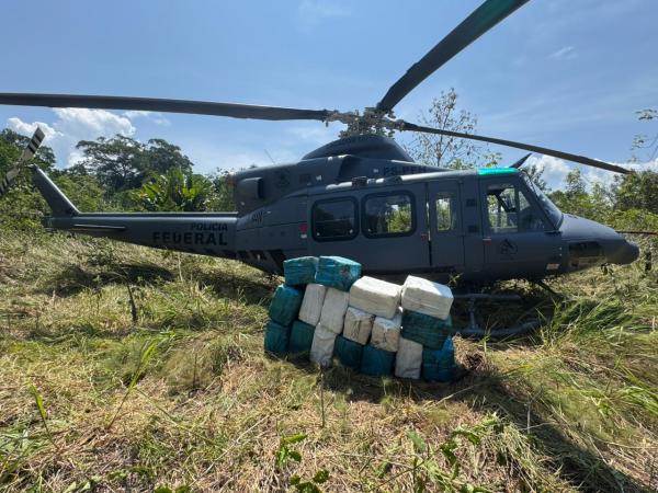 FAB intercepta avião com 380 kg de maconha no interior do AM em ação conjunta com a PF