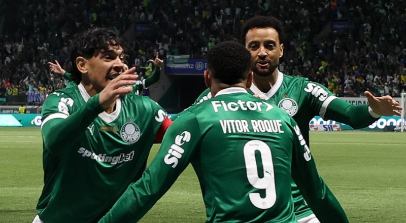 Palmeiras goleia Inter por 4×1 em partida do Brasileiro