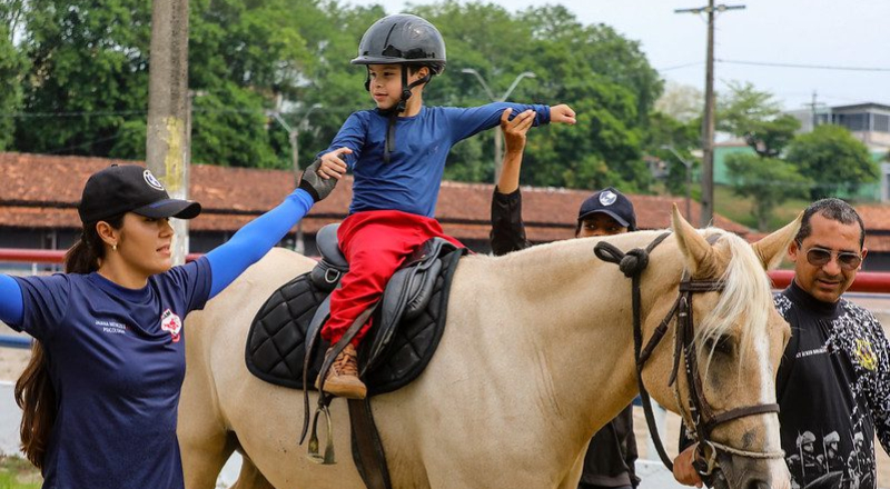 Setembro Verde: SEPcD realiza atividade de equoterapia para crianças com deficiência