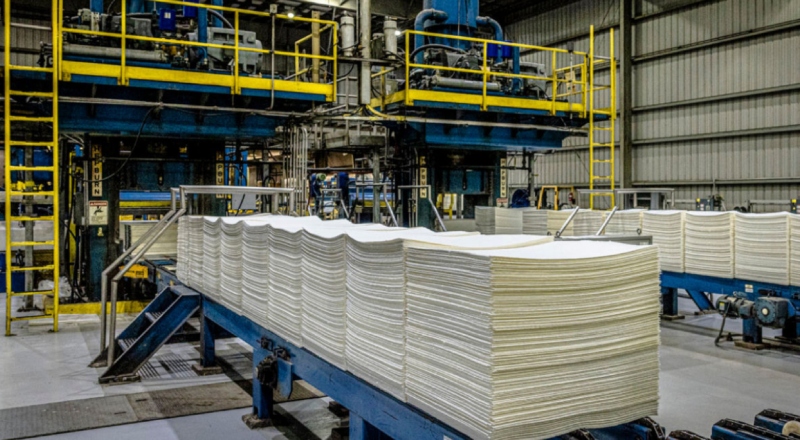 Após mobilização de empresários brasileiros, EUA retiram tarifa de 10% sobre celulose e ferro-níquel; veja vídeo