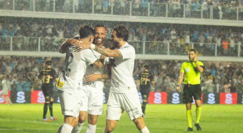 Sem Neymar, Santos vence São Paulo e afasta risco de rebaixamento