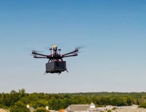 Uber testará entrega de comida por drone na Flórida