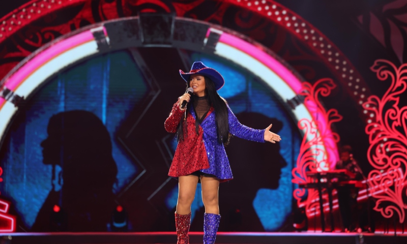 Gravação do DVD de Klessinha reuniu mais de 35 mil pessoas na Arena da Amazônia