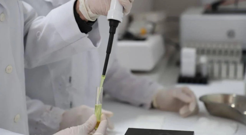 Brasileiro é a 7ª pessoa no mundo a ser curado do HIV com tratamento inovador da Unifesp