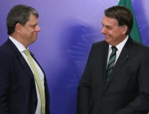 Bolsonaro poderá fechar acordo na semana que vem para que Tarcísio seja seu pré-candidato à presidência em 2026