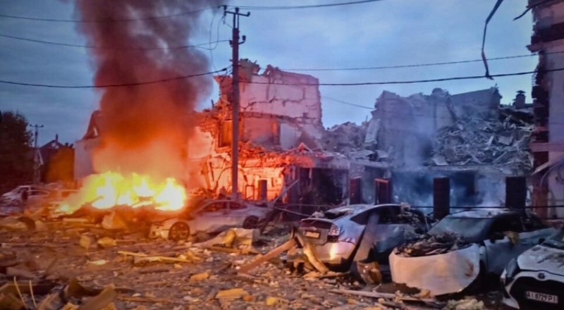 Noite de terror: bombardeio russo contra a Ucrânia deixa mortos e mais de 40 feridos