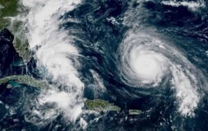 Furacão Humberto atinge categoria 5 com ventos de 260 km/h e acende alerta na Flórida